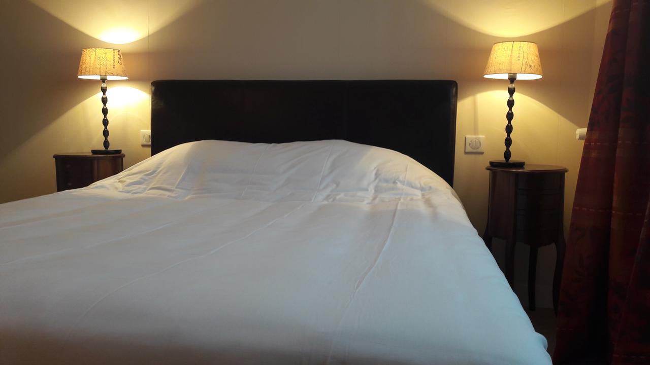 Hotel Les Aubepines Illiers-Combray Kültér fotó